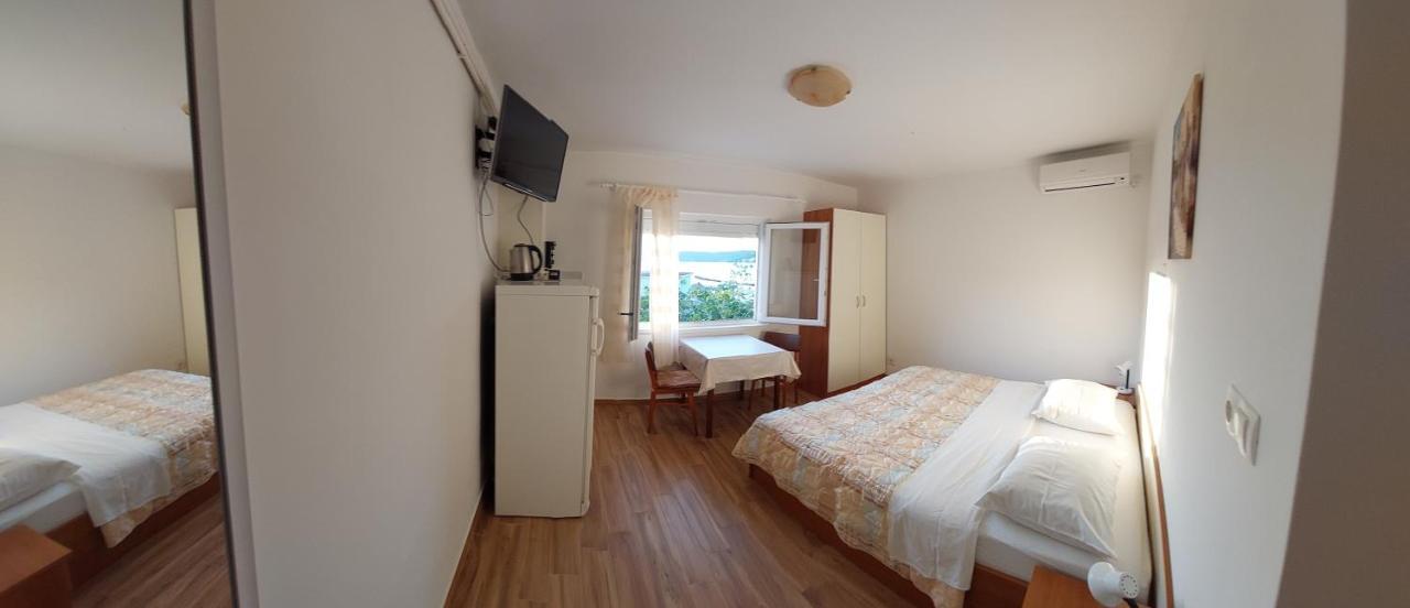 Gvacic House Apartman Supetarska Draga Kültér fotó